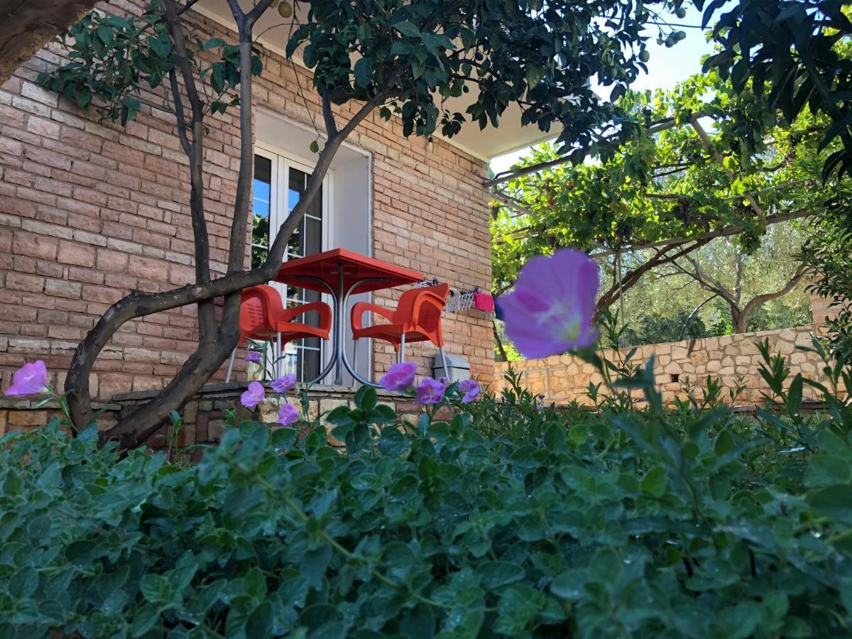 Studios&Apartment Niko Luka Ksamil Kültér fotó
